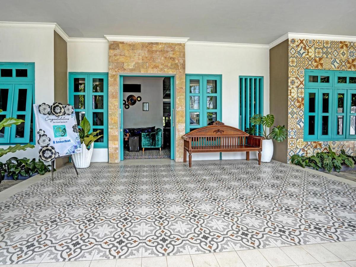 Capital O 91318 House Of Siti Boutique Homestay Jembel Extérieur photo