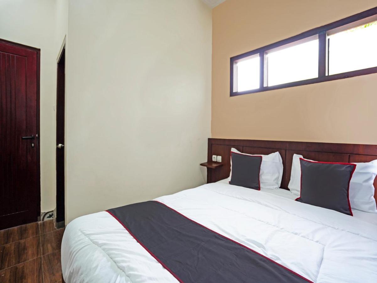 Capital O 91318 House Of Siti Boutique Homestay Jembel Extérieur photo