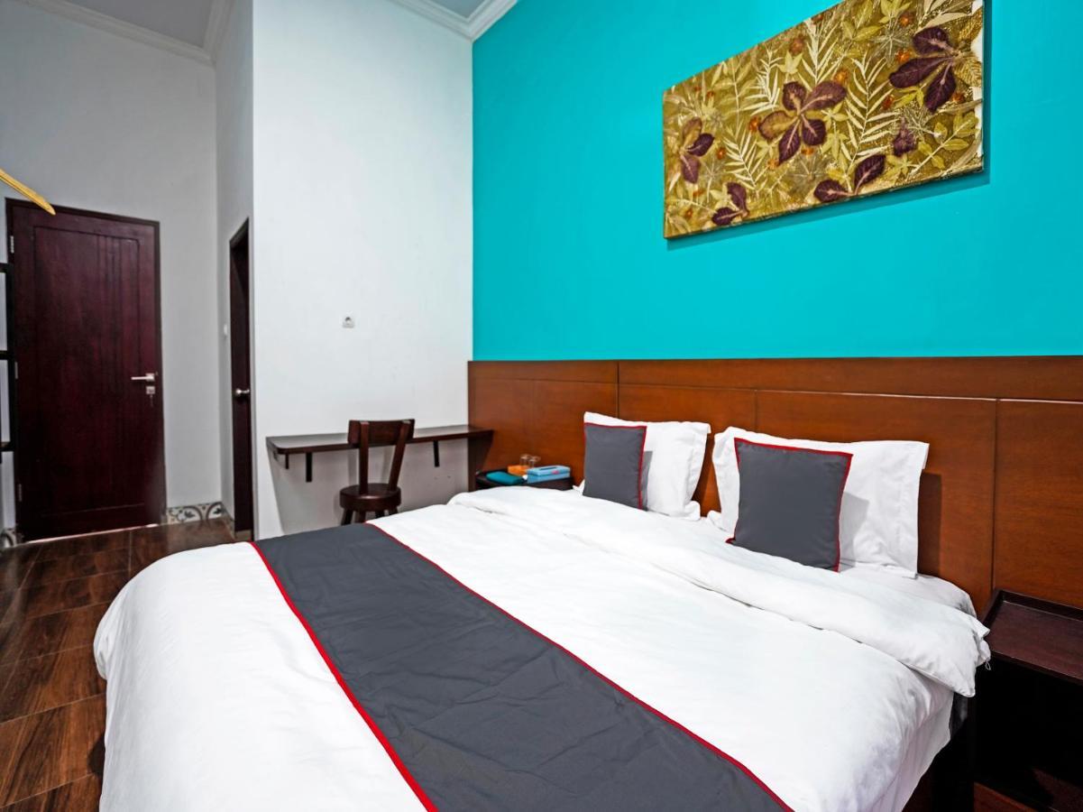 Capital O 91318 House Of Siti Boutique Homestay Jembel Extérieur photo